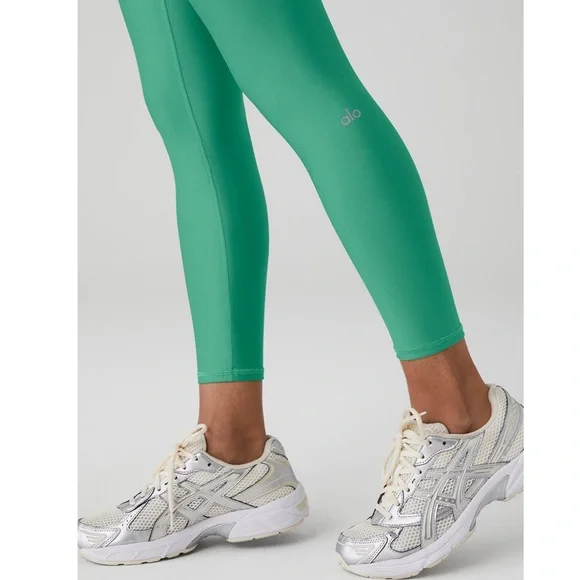 Alo Yoga High Waist Airlift Legging Lettuce NWT - Picture 4 of 5